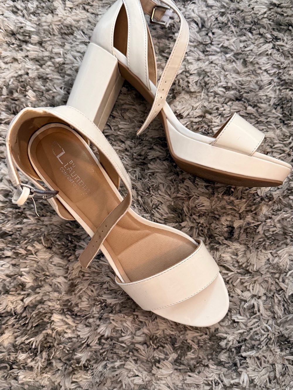 NEW CL by Laundry “Go On” Platform Pump